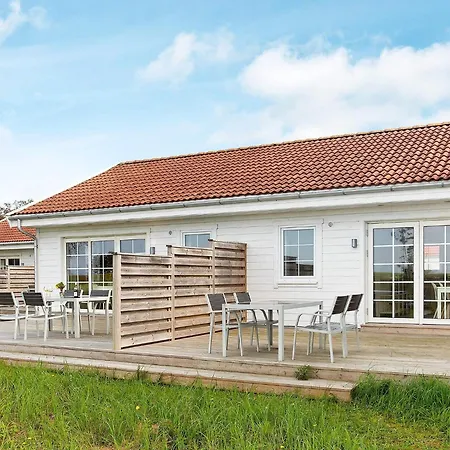 4 Star In Ferienhaus *